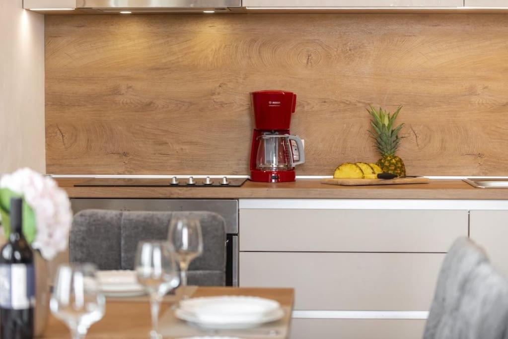 Goldensky New Apartment Дубровник Экстерьер фото